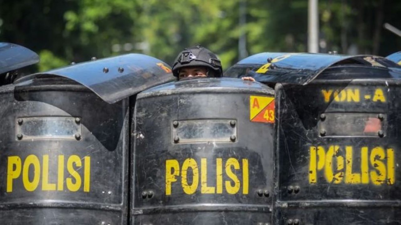 Ilustrasi Polisi Tahan Demo di Kwitang (Antara)