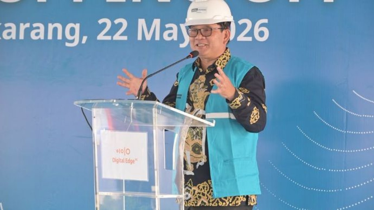 Komisaris PLN Jisman Hutajulu menegaskan keandalan pasokan listrik menjadi fondasi utama dalam mendukung pertumbuhan ekonomi digital nasional. Kebutuhan listrik sektor digital akan terus meningkat seiring berkembangnya pusat data dan teknologi berbasis AI di Indonesia. (Foto: Dok/Istimewa)