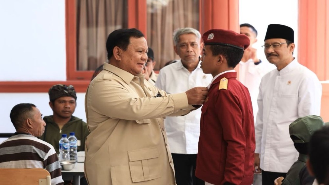 Presiden Prabowo Subianto mengunjungi Sekolah Rakyat Menengah Pertama (SRMP) 17 Tabanan, Bali, Minggu, 7 Juni 2026. (Foto: Dok/Istimewa/Bakom RI)