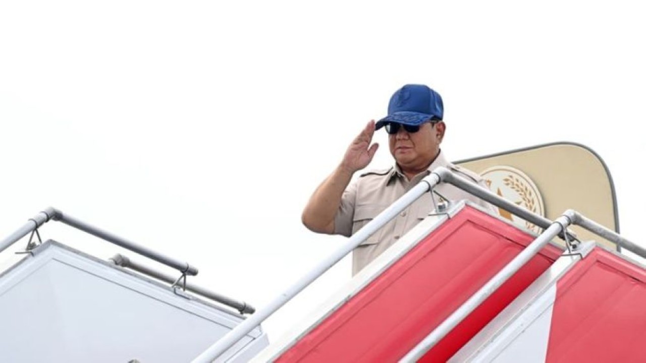 Presiden Prabowo Subianto bertolak menuju Provinsi Jawa Timur dalam rangka kunjungan kerja pada Selasa, 23 Juni 2026. (Foto: Sekretariat Presiden)