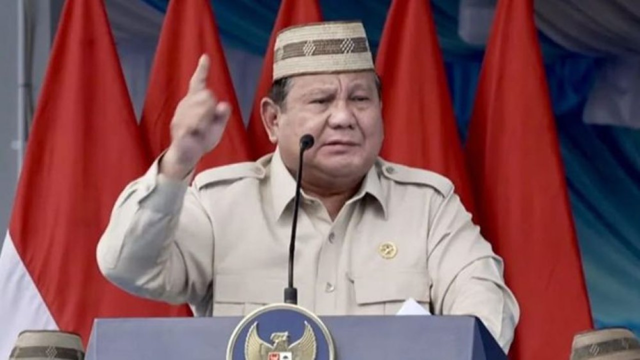 Presiden Prabowo Subianto berpidato saat acara puncak Pekan Nasional (PENAS) Kontak Tani Nelayan Andalan (KTNA) XVII di Kabupaten Gorontalo, Provinsi Gorontalo, Rabu, 24 Juni 2026. (Foto: Antara)