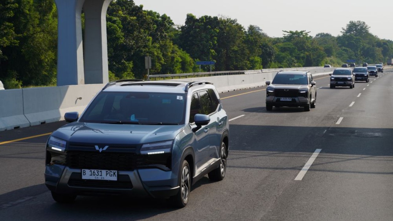 Media Drive Wuling Eksion PHEV menguji performa SUV hybrid 7-seater dari Jakarta hingga Yogyakarta, pada 3-5 Juni 2026. (Foto: Dok/Istimewa/Wuling Motors)