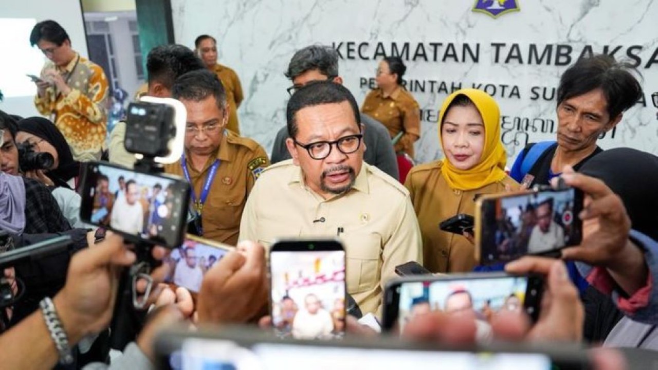 Qodari Jajal Langsung Digitalisasi Perlinsos, Verifikasi Bansos Kini Cepat, Akurat, dan Berbasis Data.
