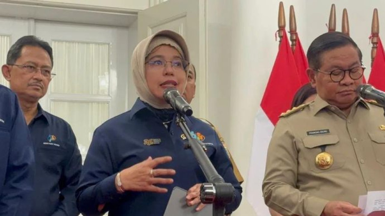 Kepala Badan Pusat Statistik (BPS) RI Amalia Adininggar Widyasanti saat dijumpai di Balai Kota, Senin, 13 Oktober 2026 (Antara)