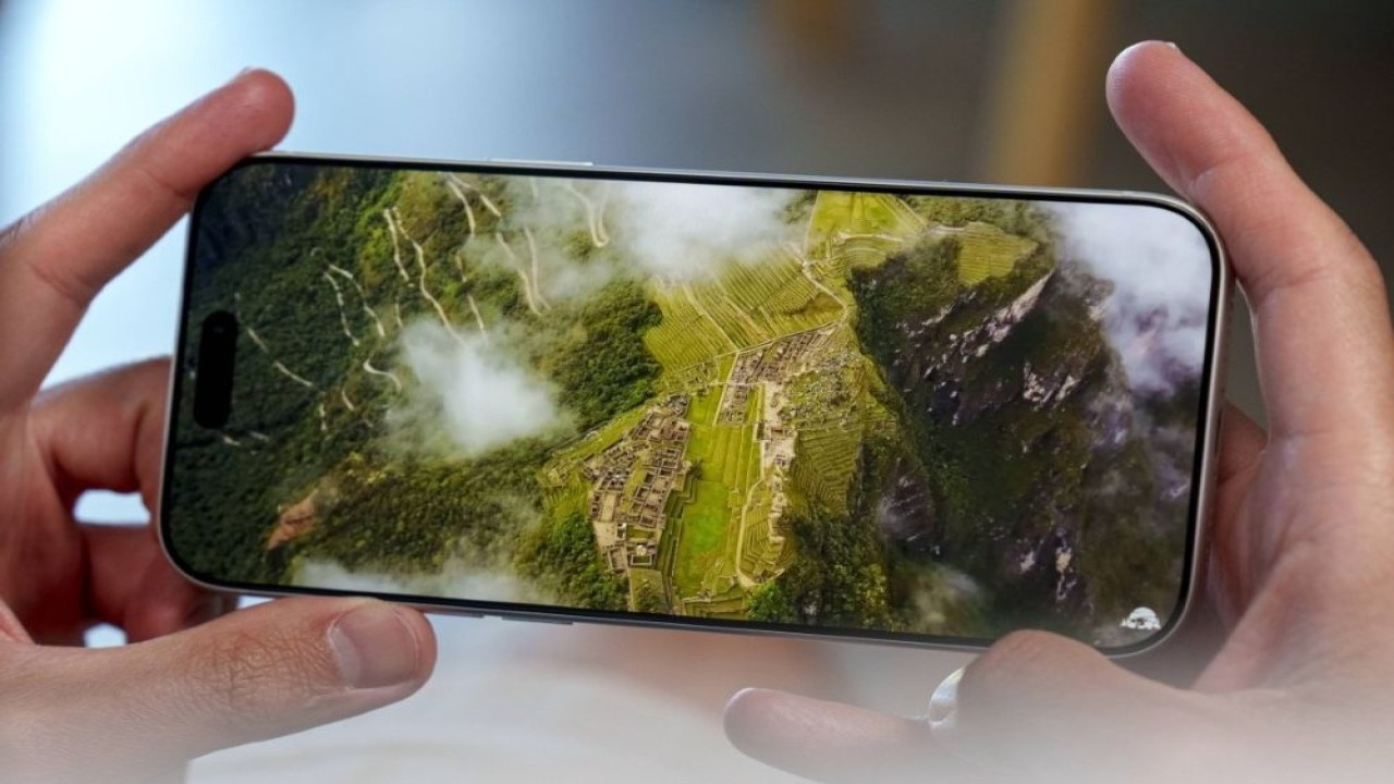 Apple dikabarkan tengah mencari cara untuk menekan biaya produksi iPhone 18 Pro Max. (Foto: Istimewa via GSM Arena)