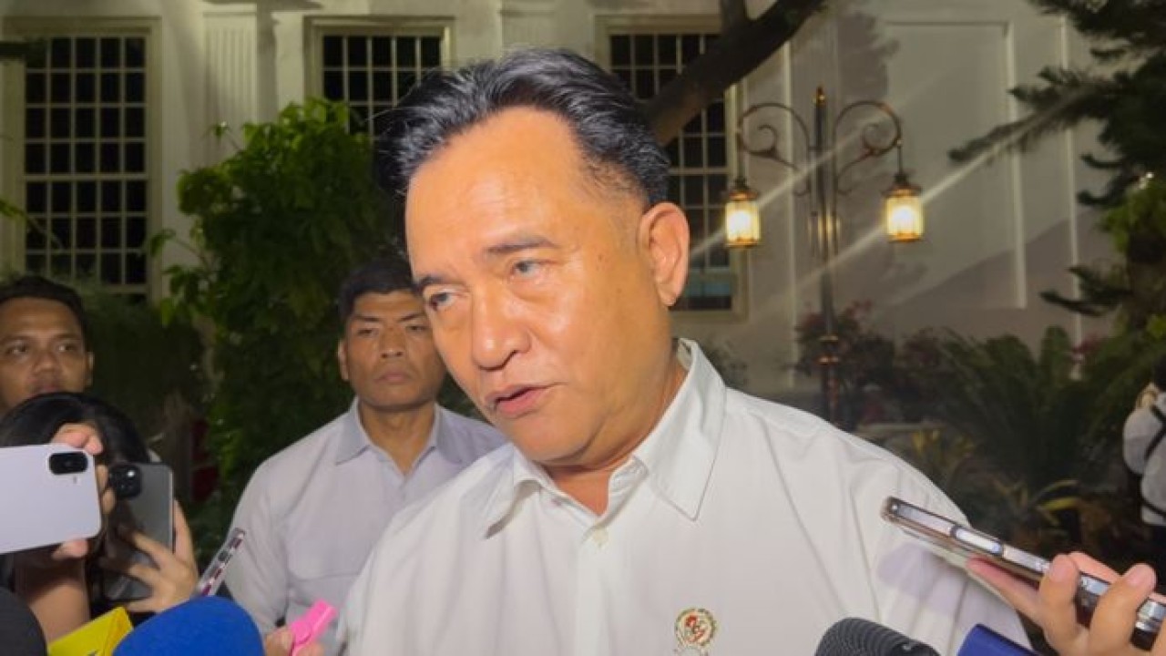 Menteri Koordinator Bidang Hukum, Hak Asasi Manusia, Imigrasi, dan Pemasyarakatan (Menko Kumham Imipas), Yusril Ihza Mahendra (NTVnews)