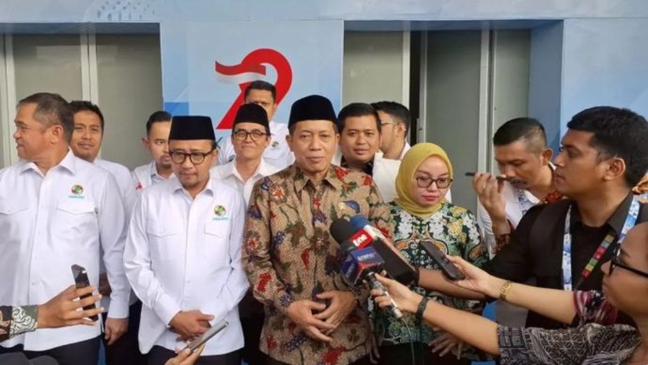 Menteri Koperasi (Menkop) Ferry Juliantono di sela-sela acara Puncak Peringatan Hari Koperasi ke-79 Tahun 2026 di Indonesia Arena GBK, Jakarta, Minggu, 12 Juni 2026 (Antara)