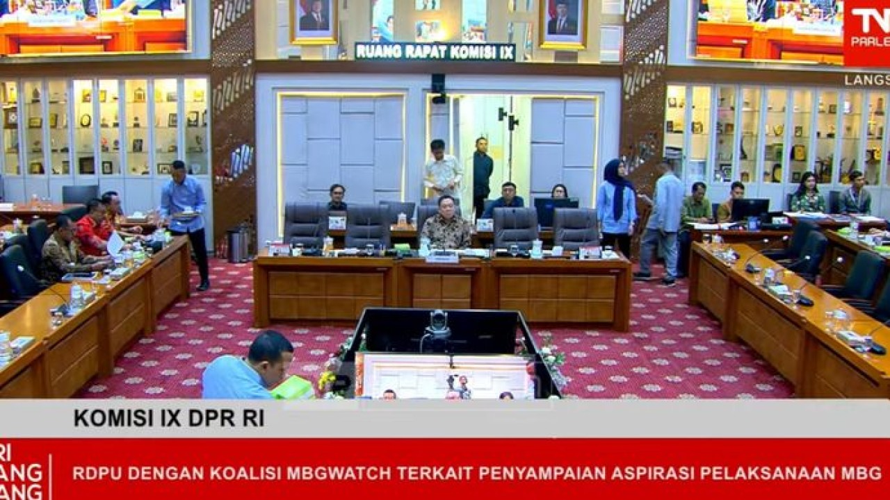 Rapat DPR dengan MBG Watch. (YouTube TVR Parlemen)
