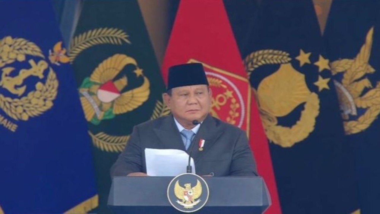 Presiden Prabowo Subianto memimpin upacara Prasetya Perwira (Praspa) di Istana Merdeka, Jakarta, Rabu, 22 Juli 2026. (Foto: Youtube Sekretariat Presiden)
