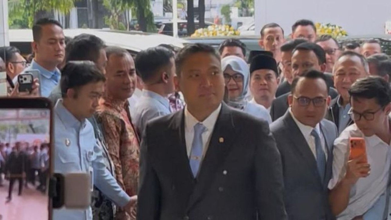 Sudaryono tiba di kantor Badan Gizi Nasional (BGN) usai dilantik Presiden Prabowo Subianto di Istana Negara. (Foto: Ntvnews.id/Adiansyah)