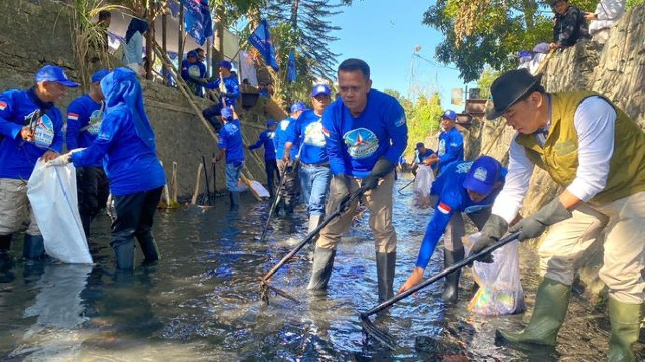 Gerakan Langit Biru Indonesia Asri Partai Demokrat.