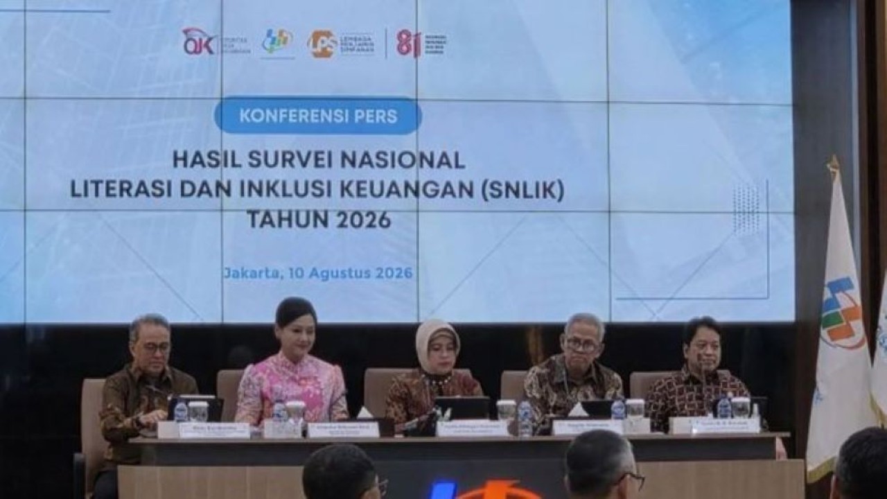 Badan Pusat Statistik (BPS) merilis hasil Survei Nasional Literasi dan Inklusi Keuangan (SNLIK) Tahun 2026 yang menunjukkan indeks literasi dan inklusi keuangan masyarakat meningkat dibandingkan tahun sebelumnya, Jakarta, Senin (10/8/2026) (Antara)