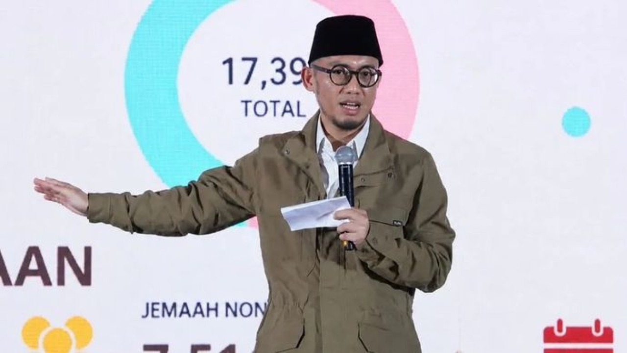 Arsip - Wakil Menteri Haji dan Umrah Dahnil Anzar Simanjuntak menghadiri Musyawarah Kerja Nasional (Mukernas) Asosiasi Penyelenggara Haji Khusus Indonesia (ASPHIRASI) di Kota Malang, Provinsi Jawa Timur pada Rabu, 15 Juli 2026. (Antara)