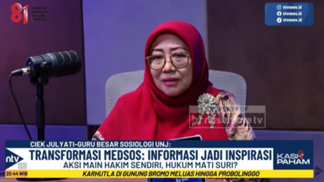 Guru Besar Sosiologi UNJ, Prof Ciek Julyati dalam program KASI PAHAM Nusantara TV