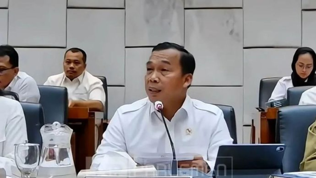 Tangkapan layar - Menteri Kependudukan dan Pembangunan Keluarga (Mendukbangga)/Kepala BKKBN Wihaji dalam rapat kerja bersama Komisi IX DPR RI di Kompleks Parlemen, Jakarta, Kamis (3/9/2026) (Antara)