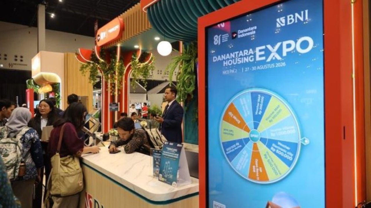 Suasana kesibukan di stan BNI pada ajang Danantara Housing Expo 2026. (Foto: Istimewa/BNI)