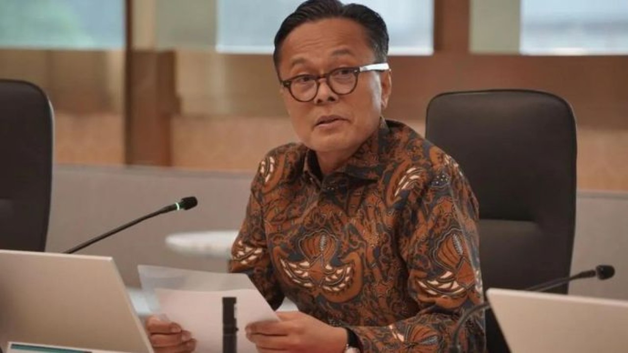 Badan Pengelola Investasi Daya Anagata Nusantara (Danantara) meminta rencana pengembangan Pelabuhan Teluk Bayur dan Pelabuhan Muara Padang, Sumatera Barat diselaraskan dengan PT Pelabuhan Indonesia (Persero) atau Pelindo dan Pemerintah daerah sebelum masuk tahap pelaksanaan. (Antara)