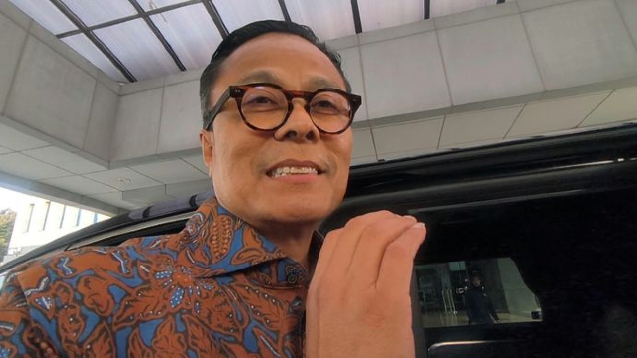 Kepala Badan Pengaturan (BP) BUMN Dony Oskaria buka suara terkait rencana Gedung Merah Putih (GMP) milik PT Telkom Indonesia (Persero) Tbk di kawasan Gatot Subroto, Jakarta, yang bakal ditempati Badan Gizi Nasional (BGN).