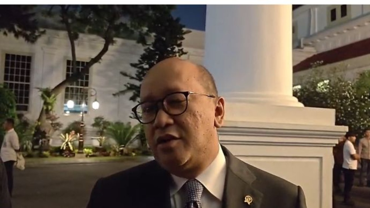Menteri Investasi dan Hilirisasi/Kepala BKPM atau CEO Danantara Rosan Roeslani (NTVNews)