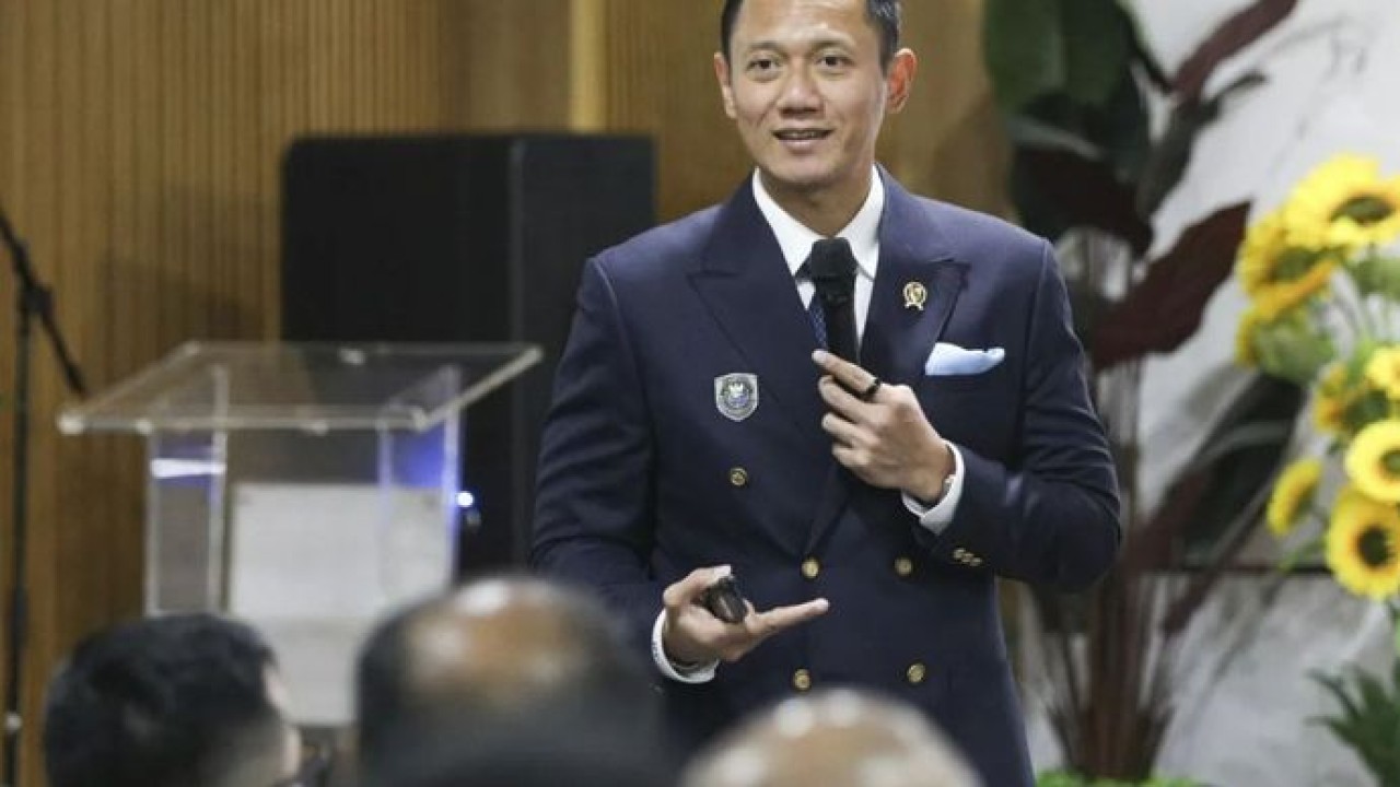 Menteri Koordinator Bidang Infrastruktur dan Pembangunan Kewilayahan (Menko Infra) Agus Harimurti Yudhoyono (AHY) (Antara)