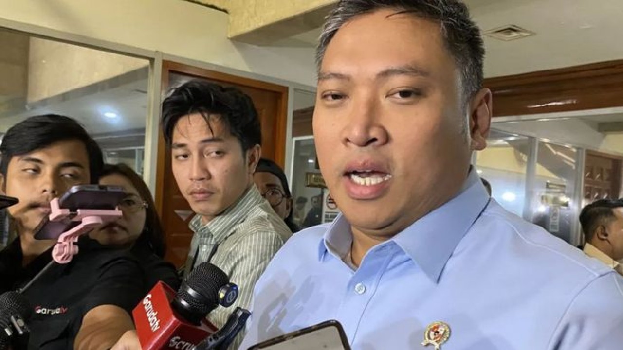 Arsip - Kepala BGN Sudaryono ditemui usai Rapat Dengar Pendapat bersama Komisi IX DPR RI di Jakarta, Kamis (3/9/2026). (Antara)