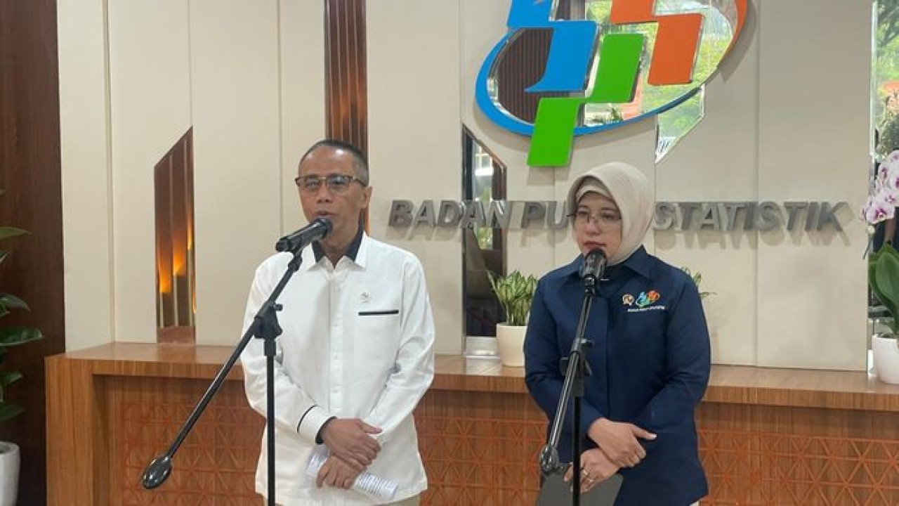 Wakil Menteri Koordinator Bidang Perekonomian Dradjad Hari Wibowo membantah anggapan bahwa daya beli masyarakat Indonesia mengalami pelemahan. (Ntvnews.id-Muslimin Trisyuliono)