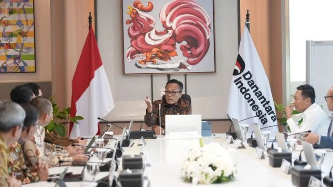 Kepala BP BUMN sekaligus COO Danantara Dony Oskaria. (Antara)