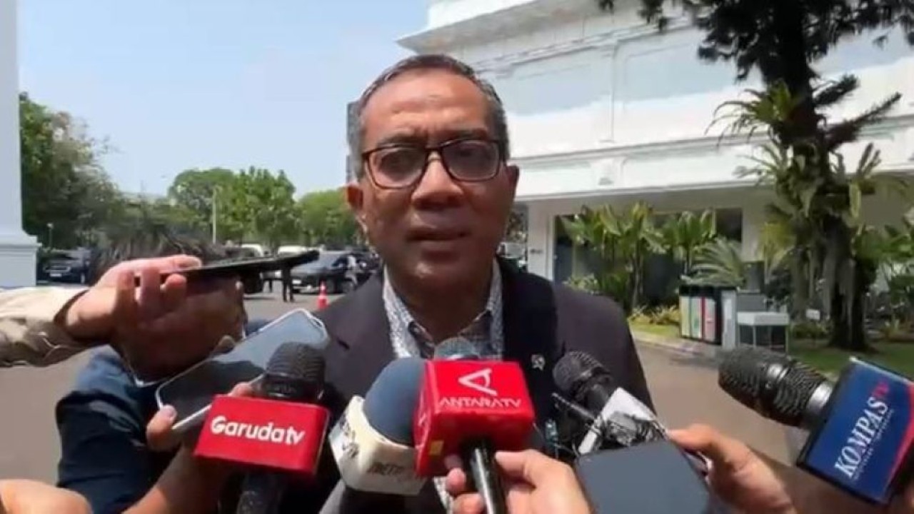 Menteri Pendidikan Tinggi, Sains, dan Teknologi (Mendiktisaintek). (Foto: NTVnews)