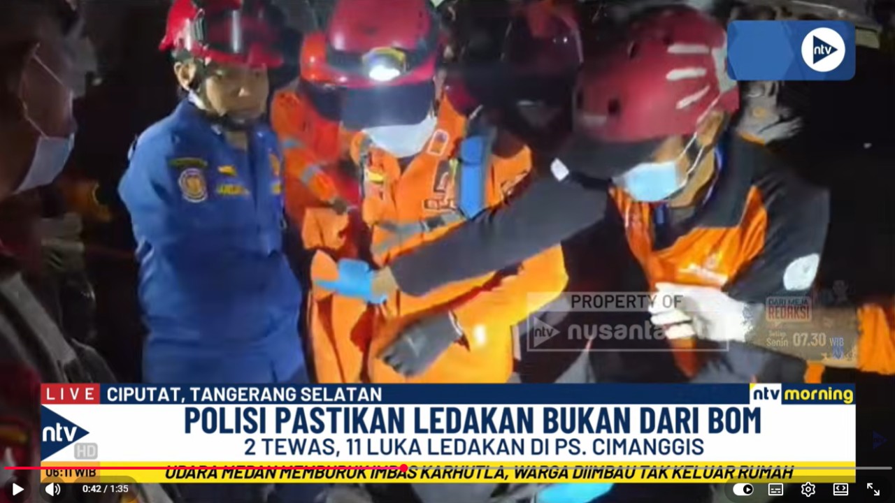 Ledakan mengakibatkan dua orang tewas, 11 lainnya terluka, hingga empat blok ruko hancur di Pasar Cimanggis, Ciputat, Tangerang Selatan.