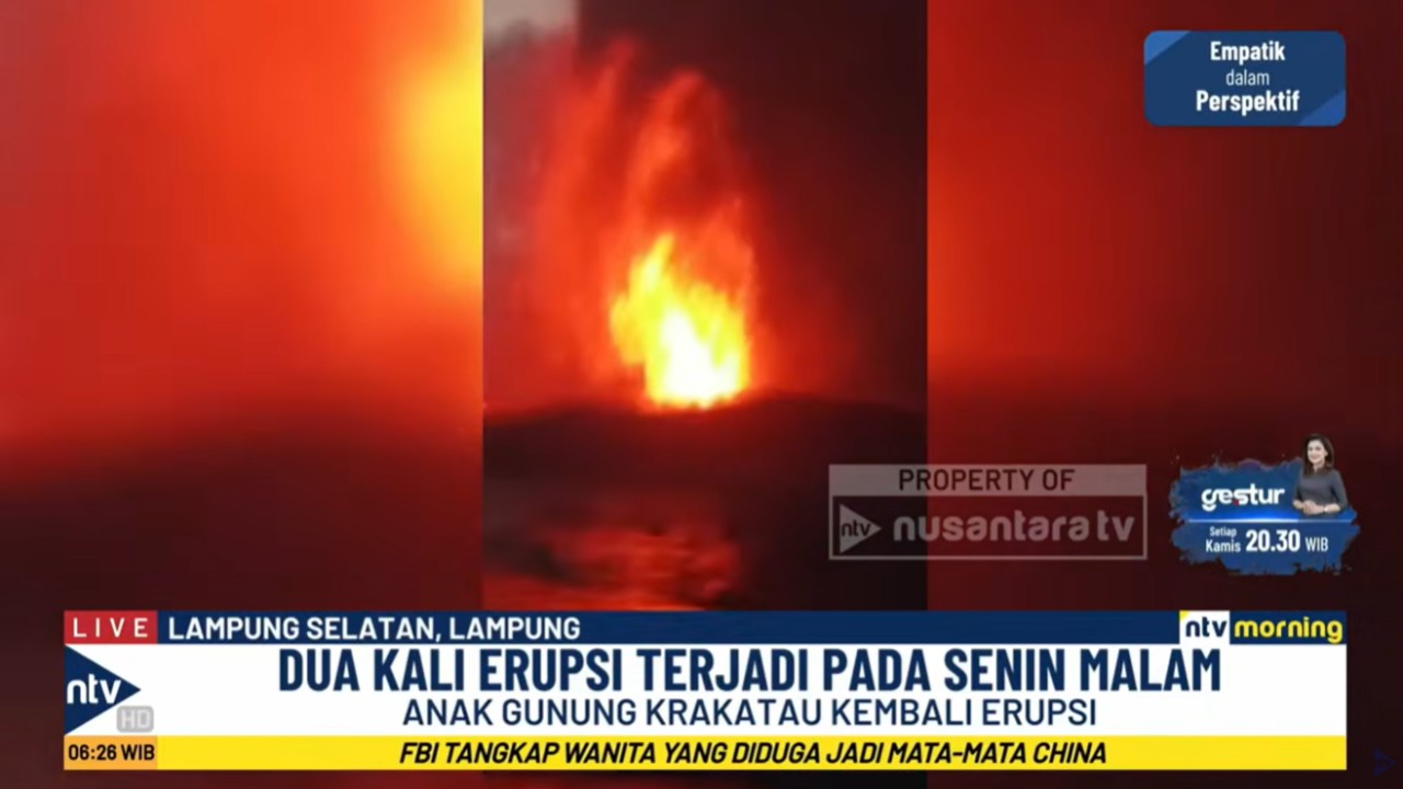 Erupsi Anak Gunung Krakatau kembali terjadi pada Senin, (5/10/2026) malam sebanyak dua kali.