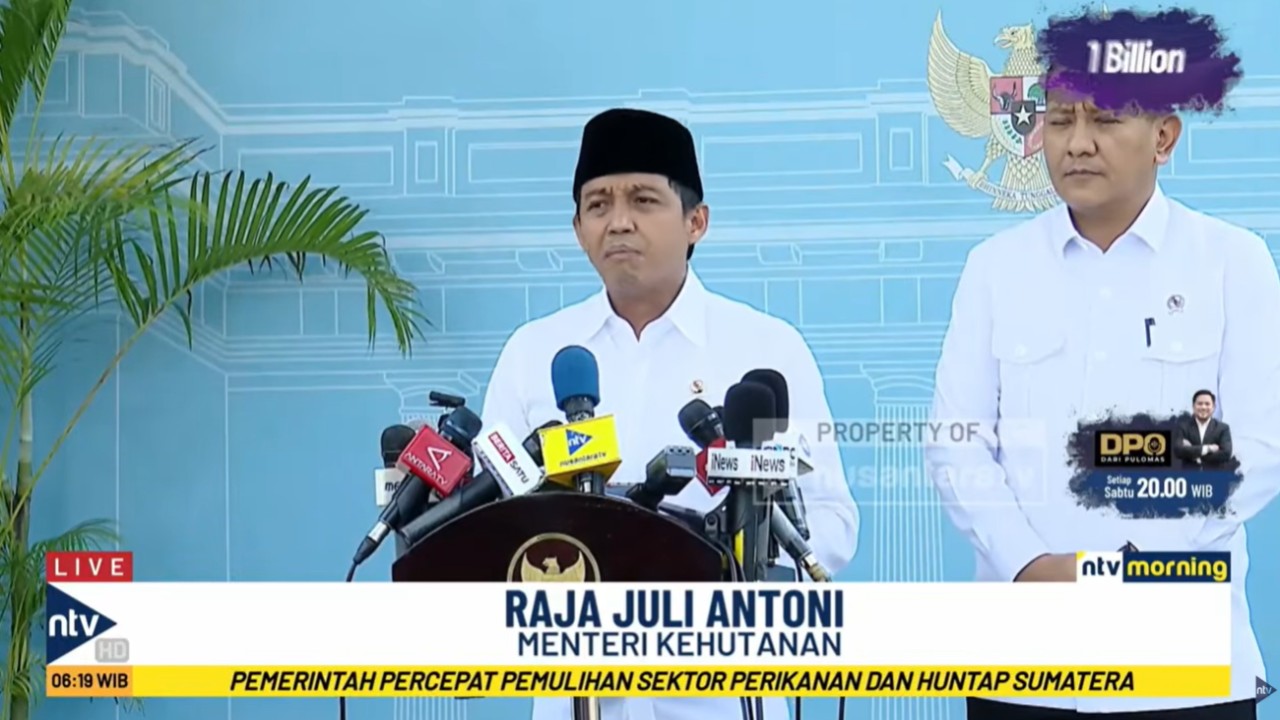 Menteri Kehutanan Raja Juli Antoni kembali umumkan enam perusahaan baru yang terlibat kebakaran hutan dan lahan (Karhutla).